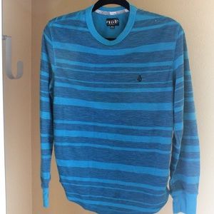 AWESOMEEE BLUE VOLCOM LONG SLEVE